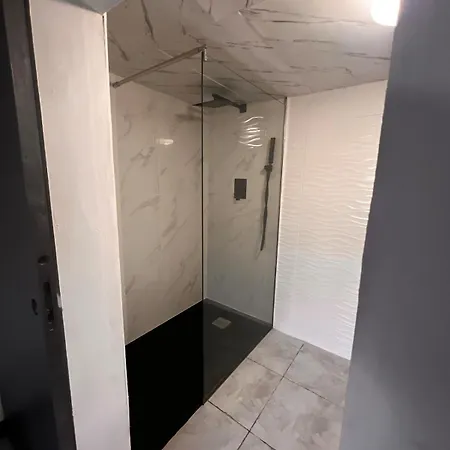 Le Flamant Apartment